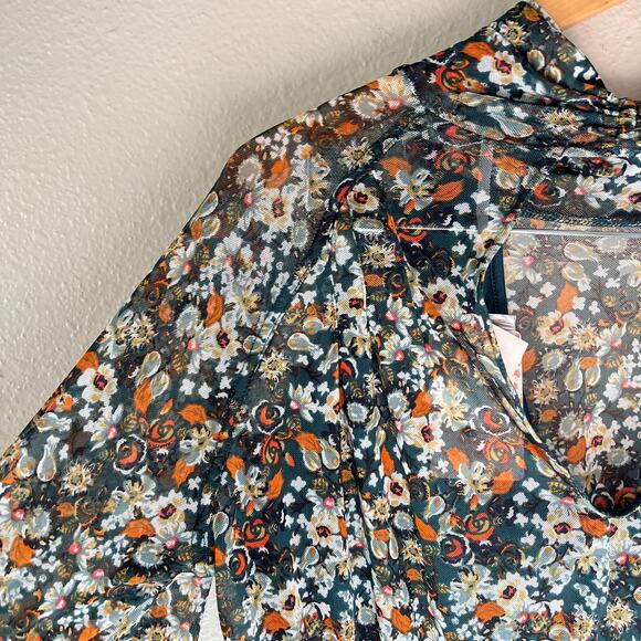 NEW Free People all dolled up floral cropped blouse - Picture 3 of 12
